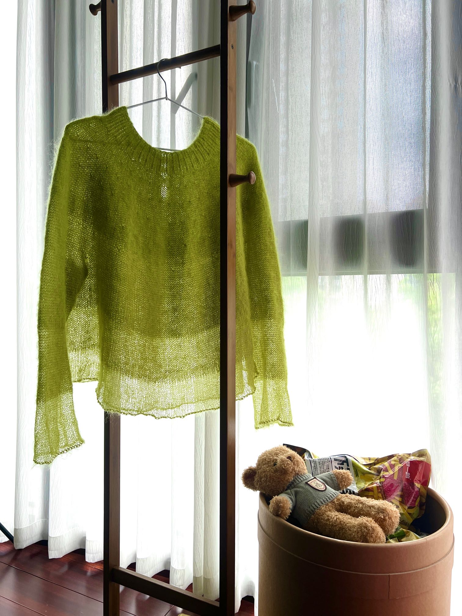 女士棒针马海圆肩毛衣 女士棒针马海圆肩毛衣